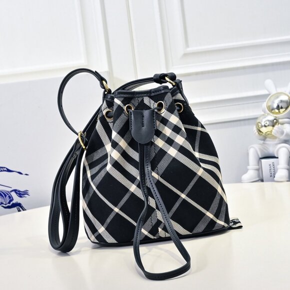 Burberry plaid drawstring small bucket bag backpack - Picture 1 of 9
